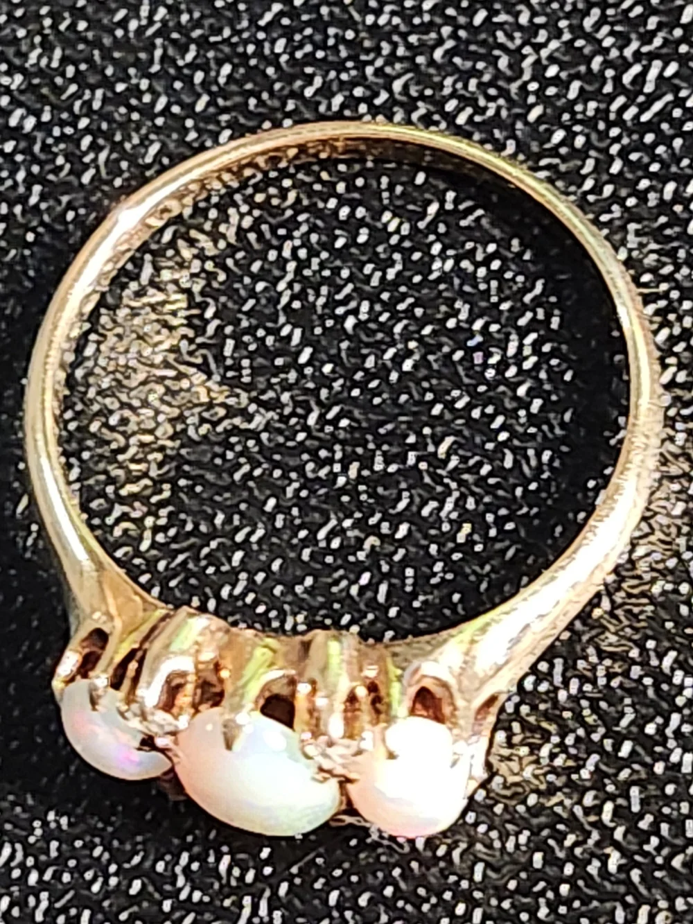 Vintage Opal Three-Stone Ring in White Opal and 14 K Gold